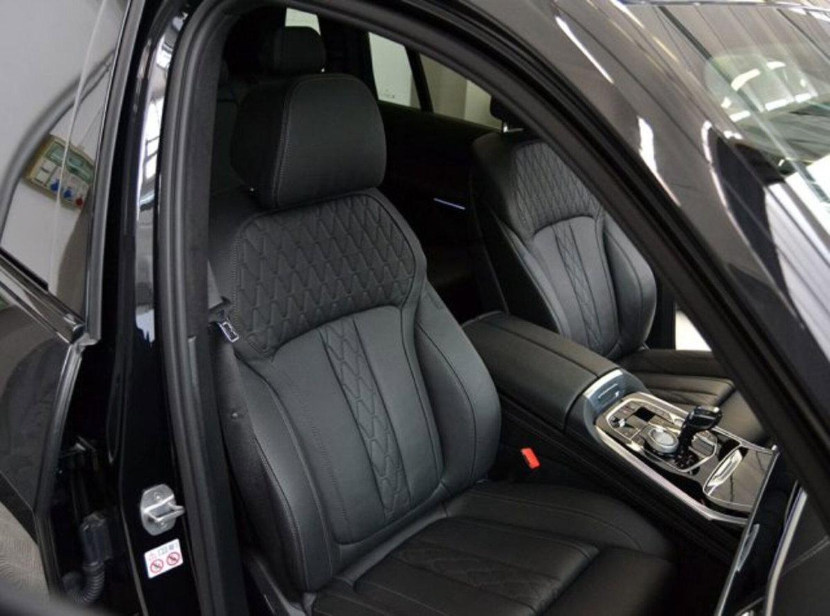 BMW X7 xDrive30d (8)