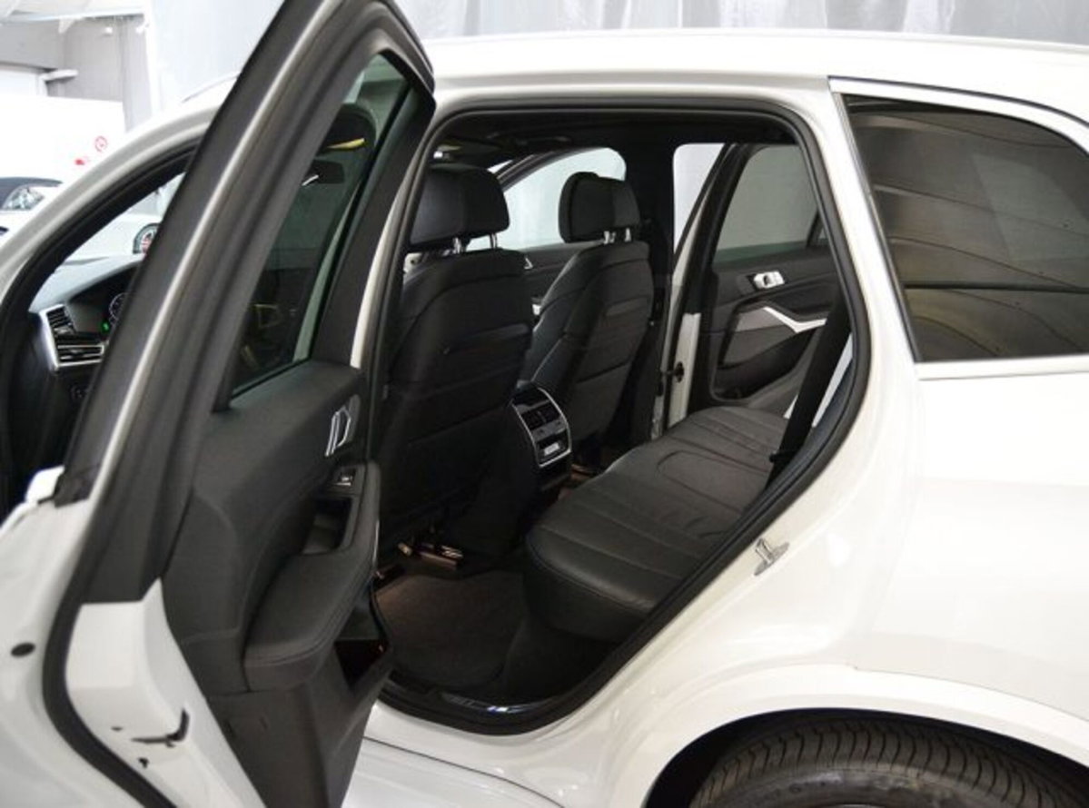 BMW X5 xDrive30d Msport (3)