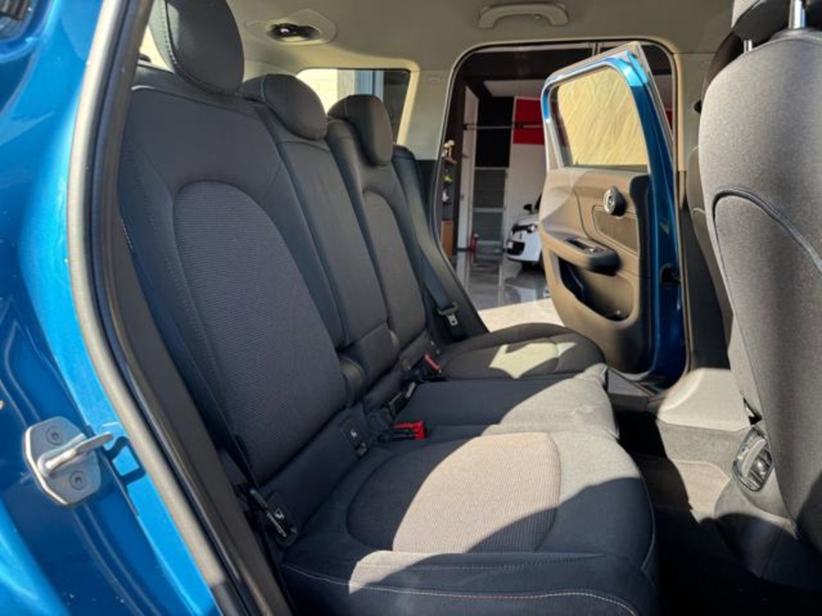 MINI Mini Countryman 2.0 Cooper D Business Countryman ALL4 Automatica (7)
