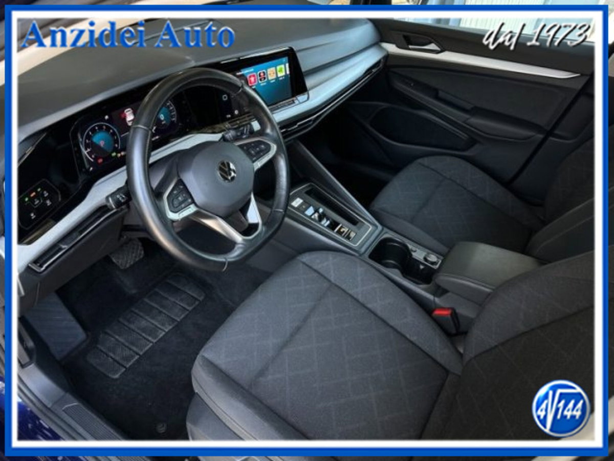 Volkswagen Golf Variant 1.0 eTSI EVO DSG Life (18)