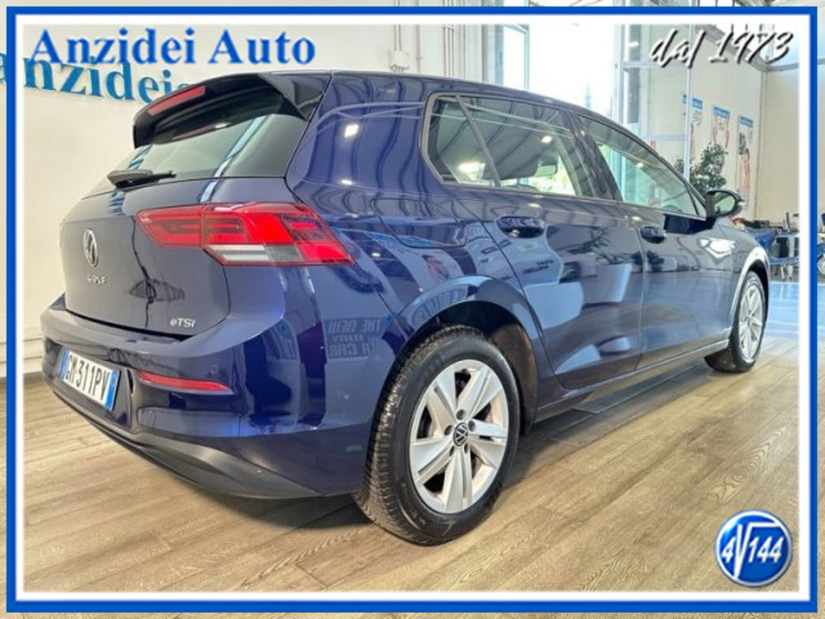 Volkswagen Golf Variant 1.0 eTSI EVO DSG Life (6)