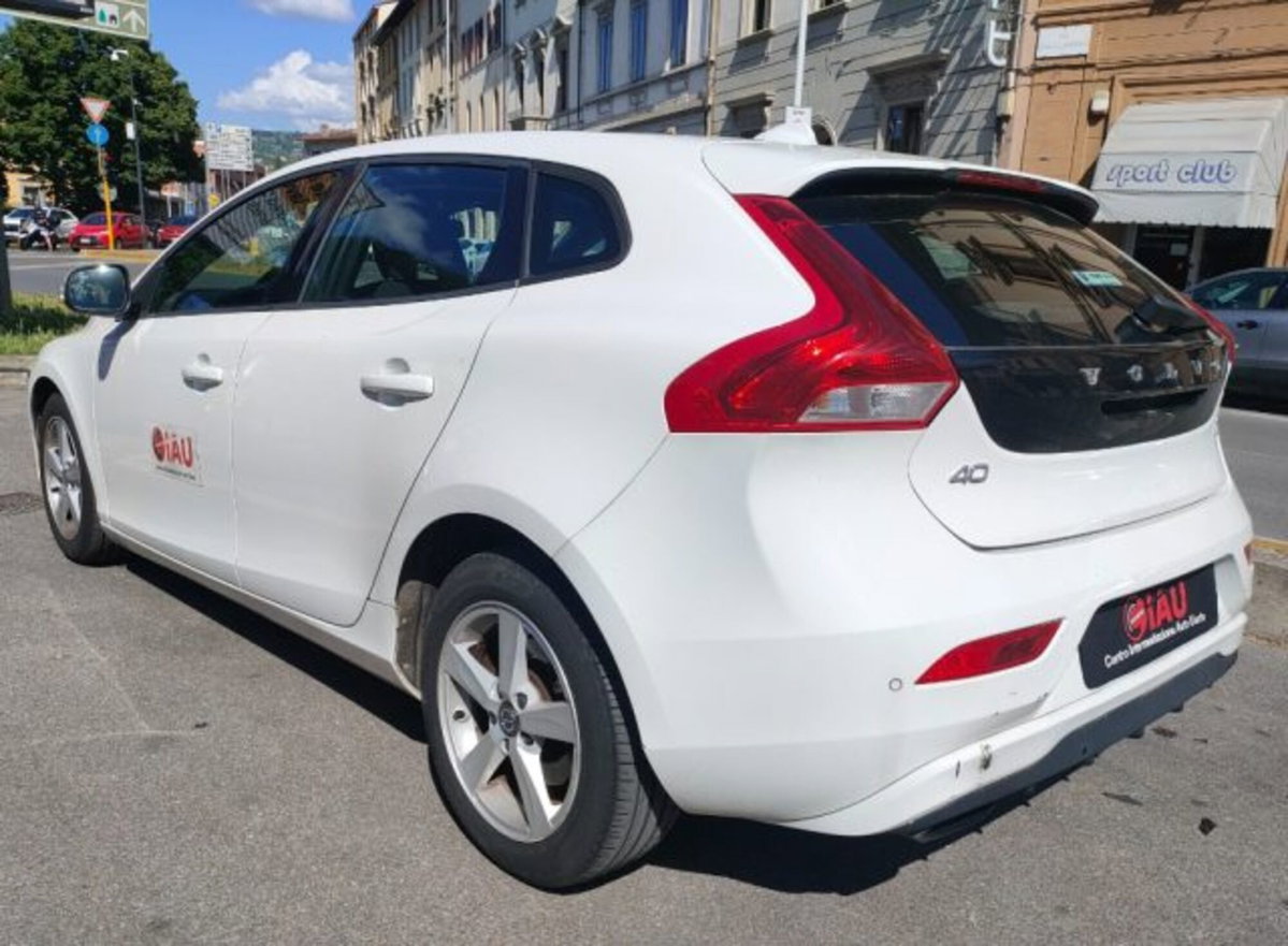 Volvo V40 D2 1.6 Business Edition (5)