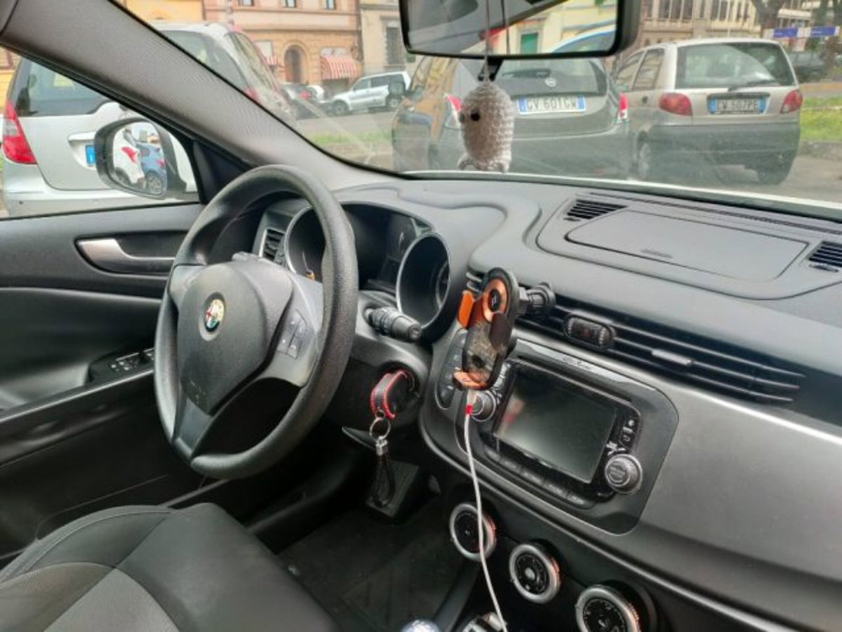 Alfa Romeo Giulietta 1.6 JTDm Progression 120cv (12)