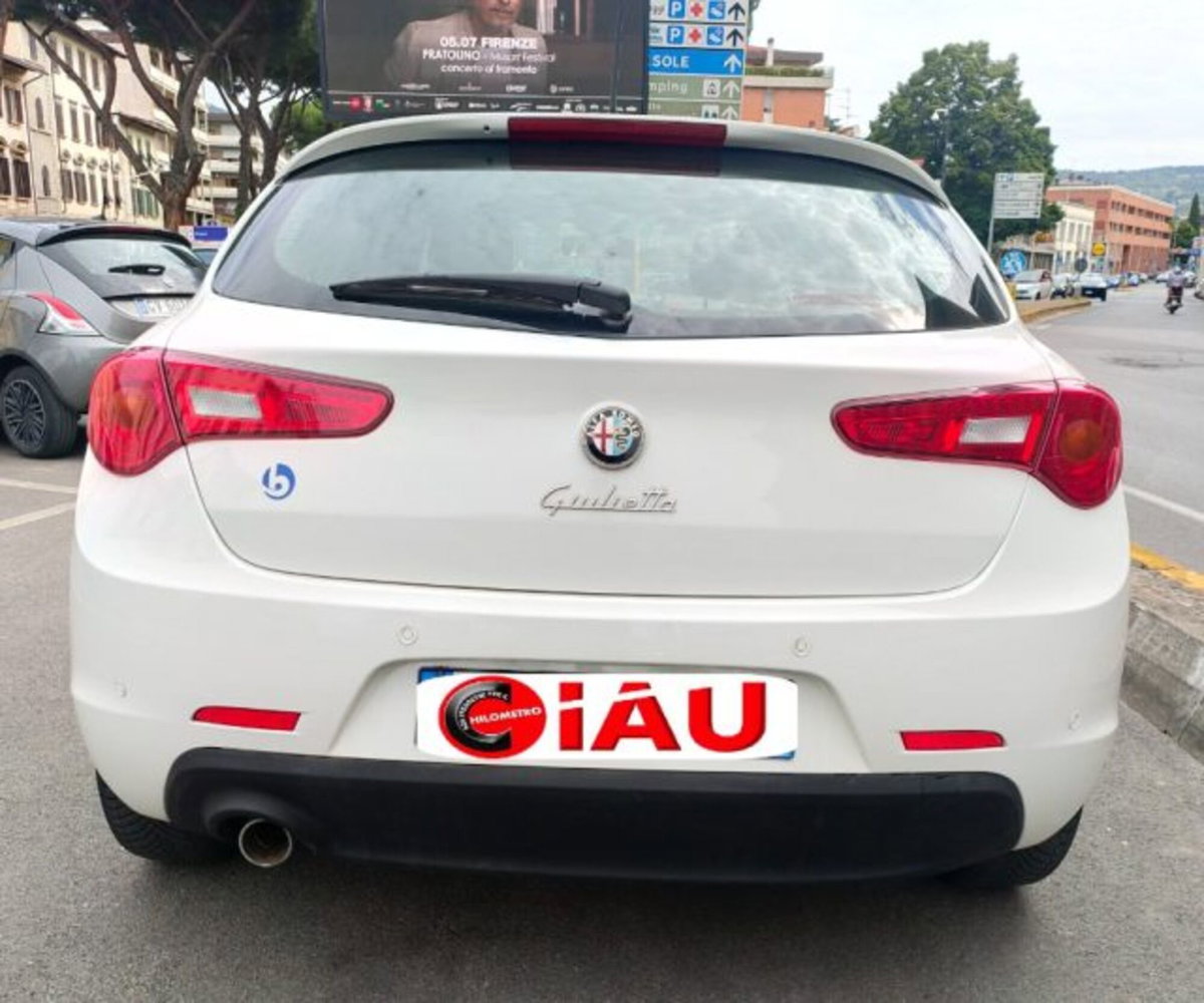 Alfa Romeo Giulietta 1.6 JTDm Progression 120cv (6)