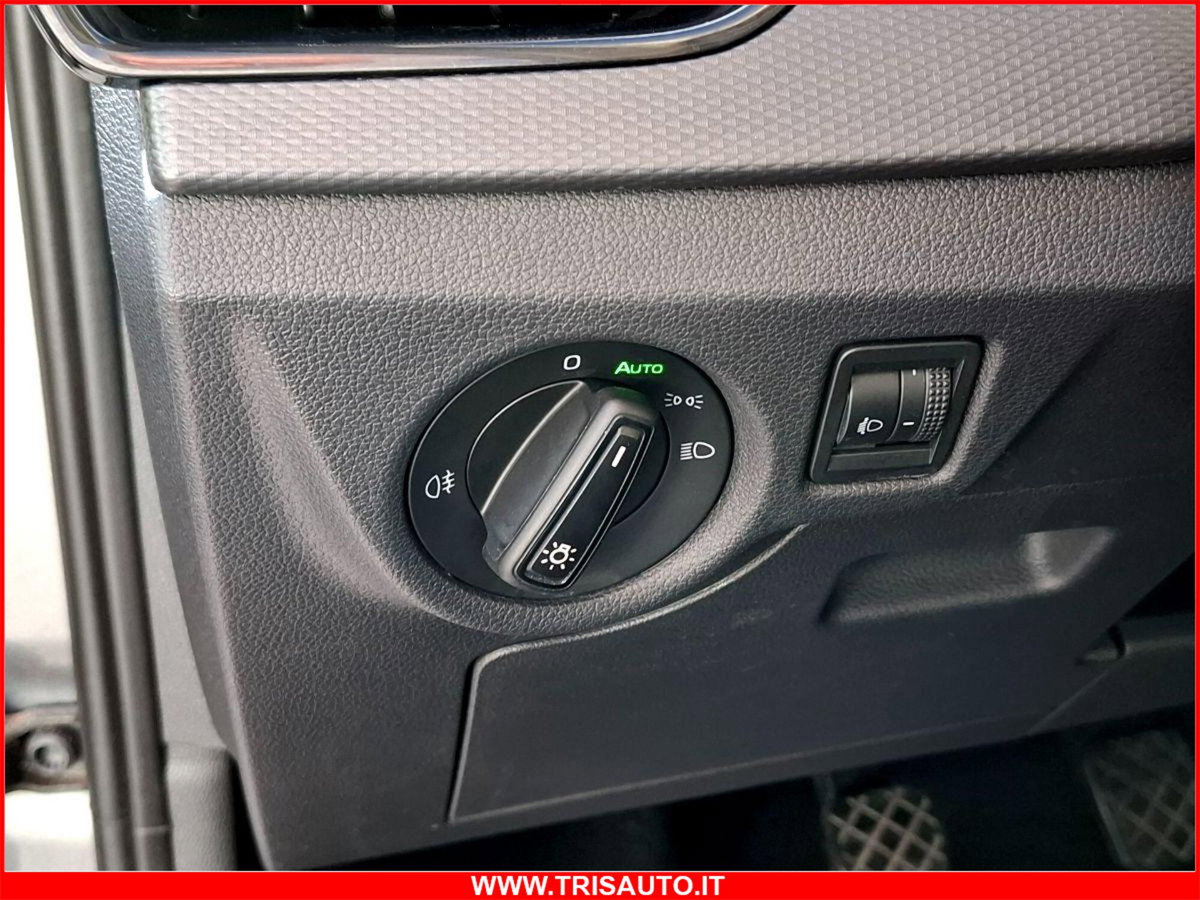 Skoda Kamiq 1.0 G-Tec Style (12)