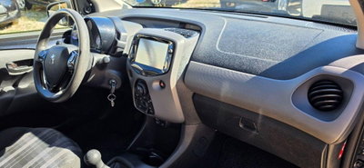 Peugeot 108 72 5 porte Allure (18)