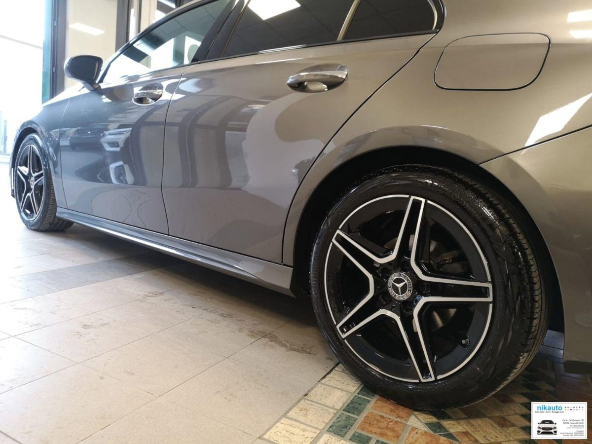 Mercedes-Benz Classe A 180 d Automatic Premium (10)