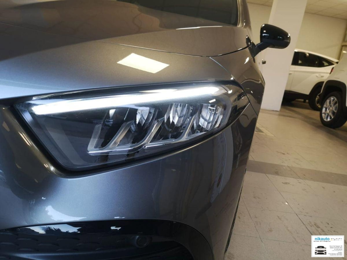 Mercedes-Benz Classe A 180 d Automatic Premium (12)