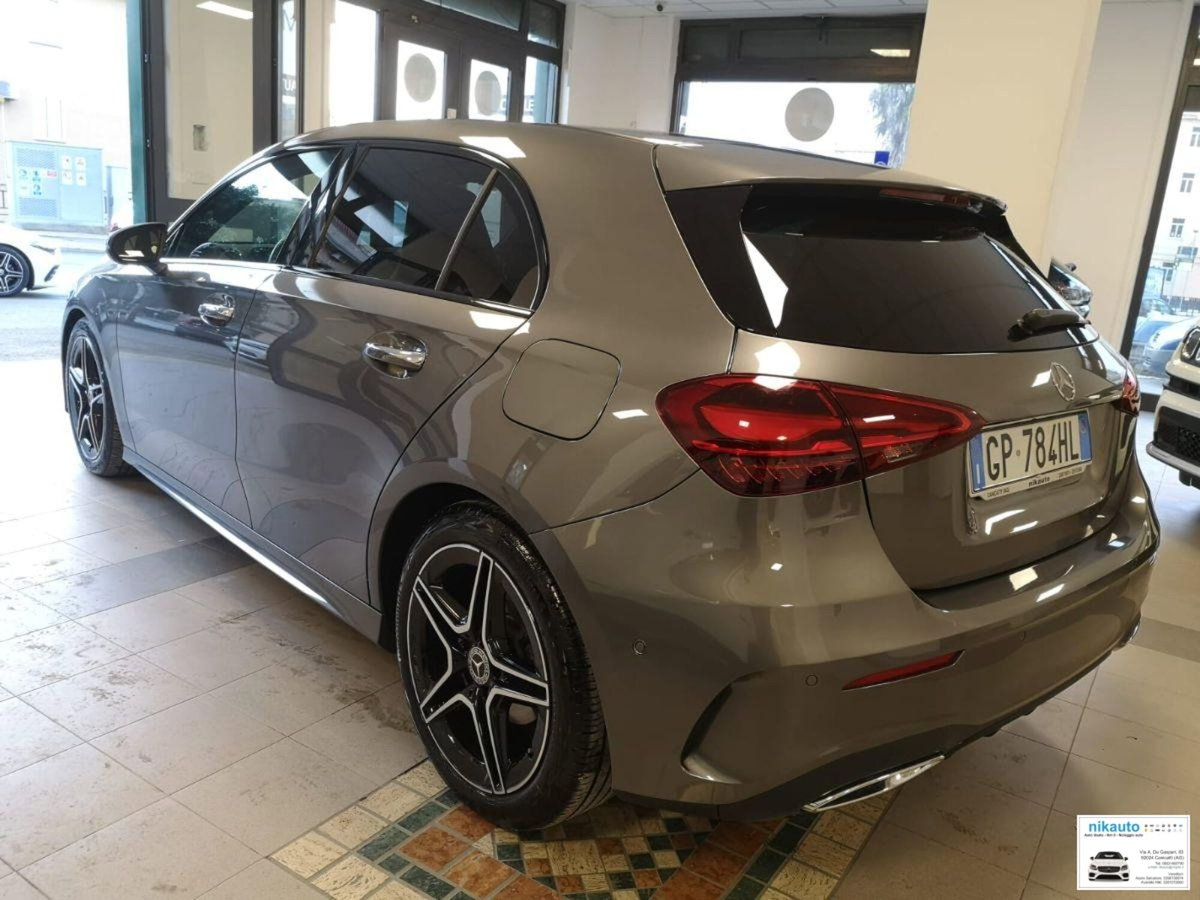Mercedes-Benz Classe A 180 d Automatic Premium (4)