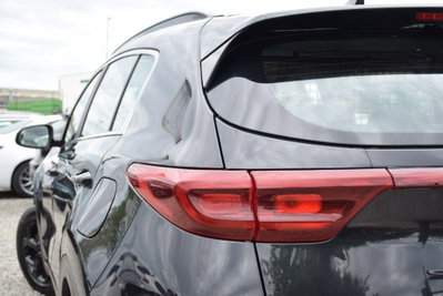 Kia Sportage 1.6 CRDI 136 DCT7 2WD Mild Hybrid Black Edition (15)