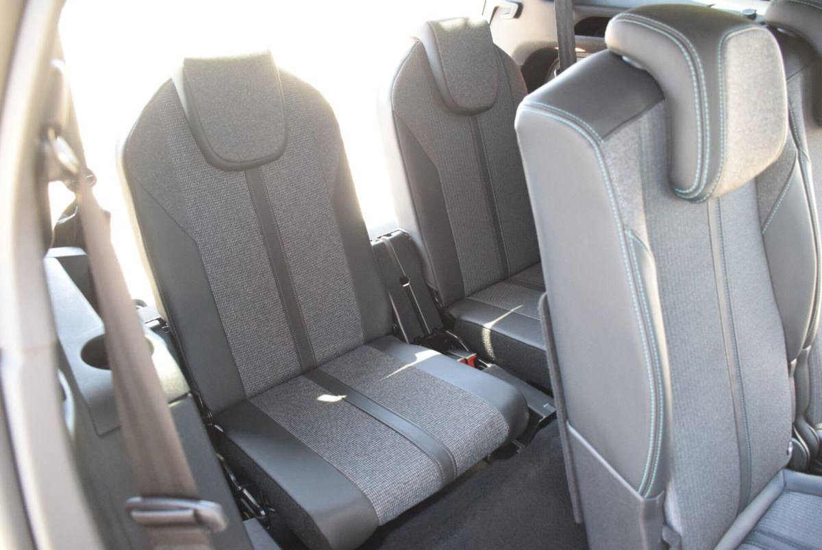 Peugeot 5008 BlueHDi 130 S&S EAT8 Allure (8)