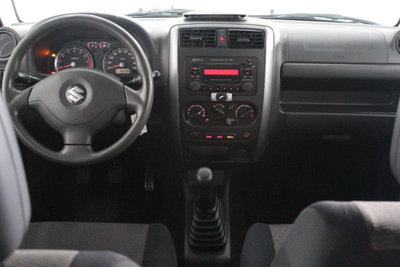 Suzuki Jimny 1.3i 16V cat 4WD JLX (7)