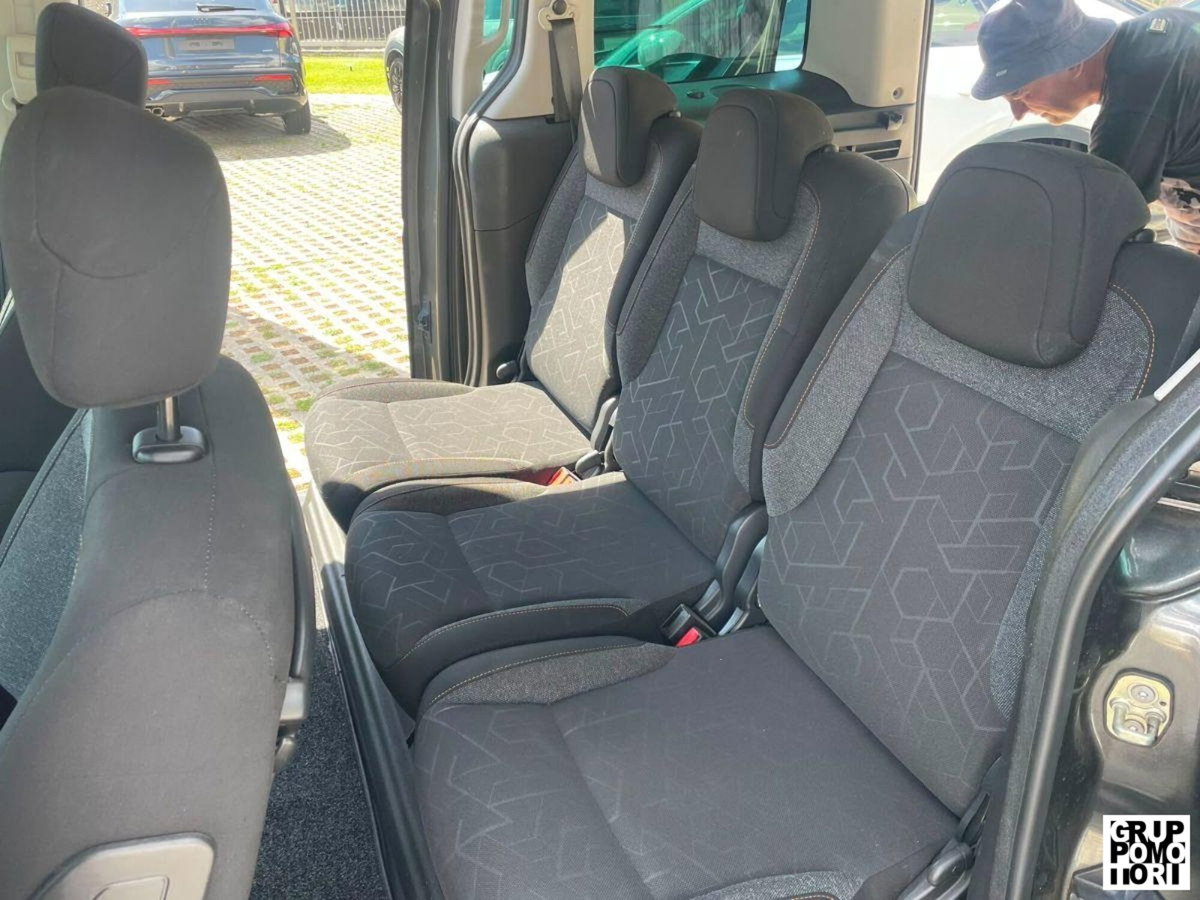 Peugeot Partner BlueHDi 100 Outdoor (10)