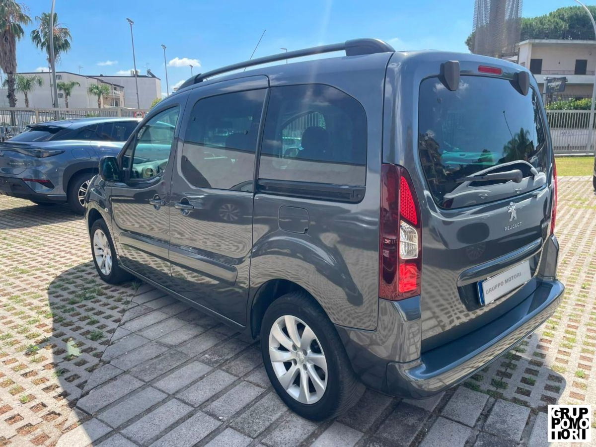 Peugeot Partner BlueHDi 100 Outdoor (2)