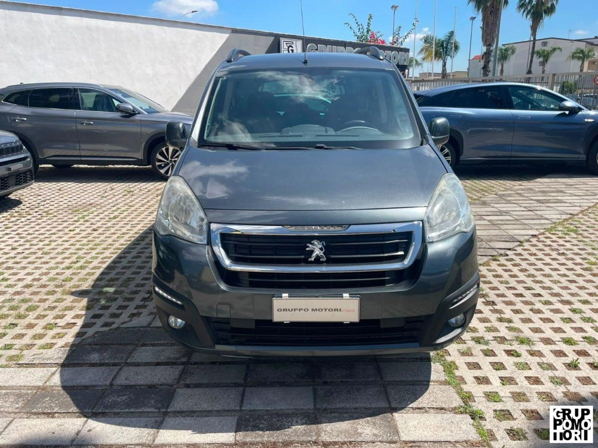 Peugeot Partner BlueHDi 100 Outdoor (4)