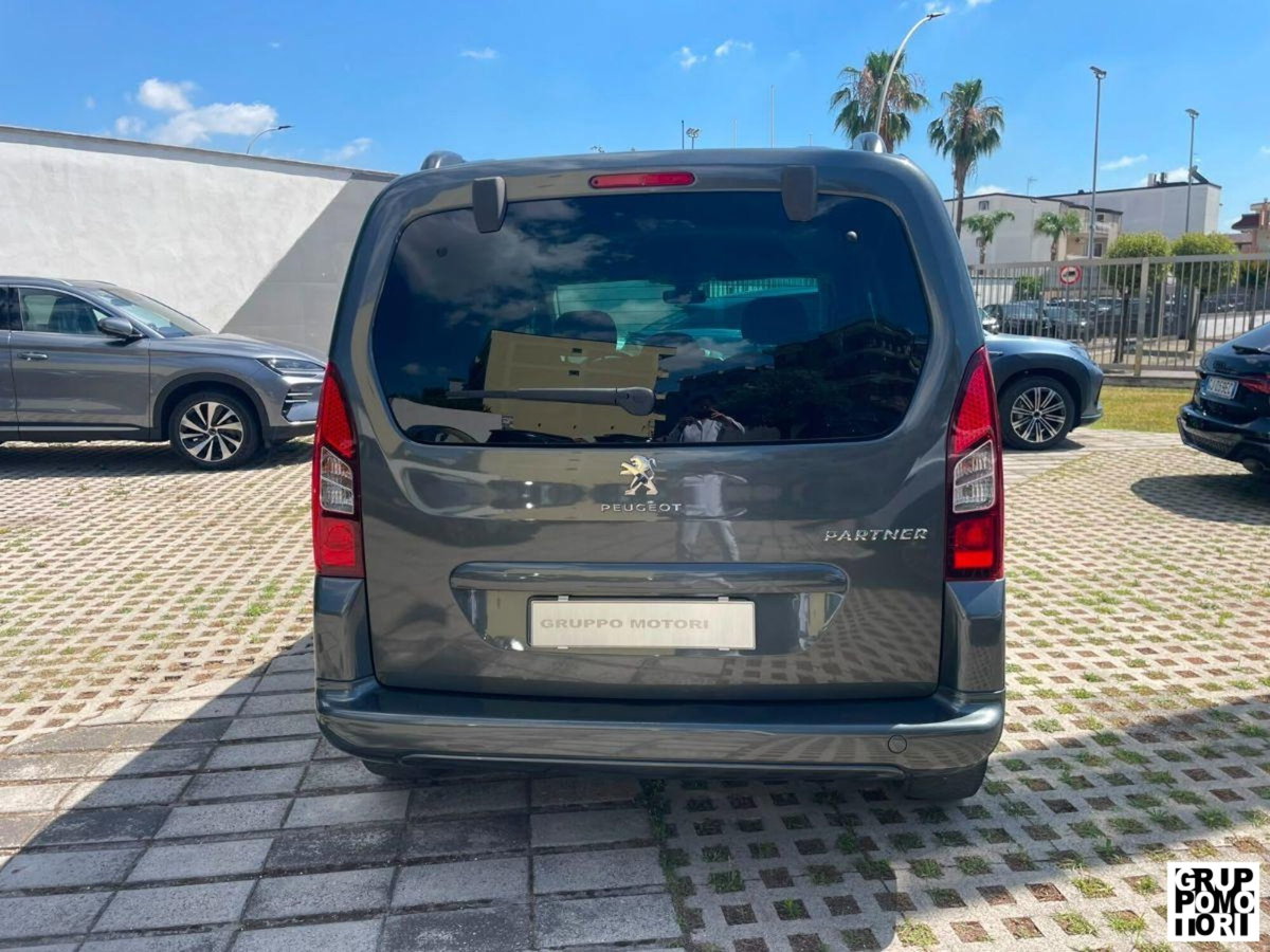 Peugeot Partner BlueHDi 100 Outdoor (7)
