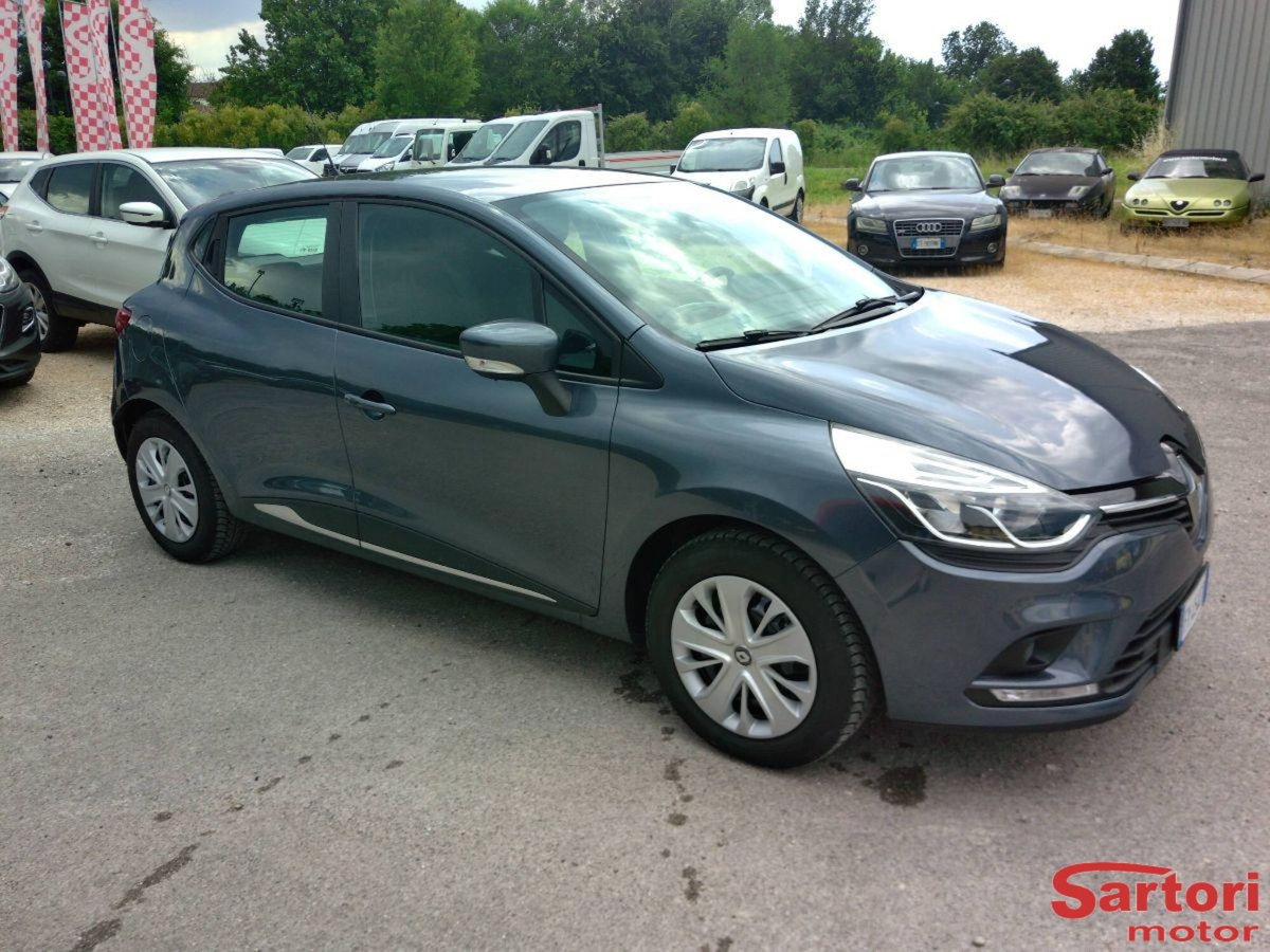 Renault Clio TCe 12V 90 CV GPL 5 porte Van Energy (2)