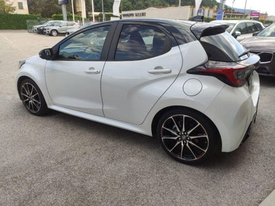 Toyota Yaris 1.5 Hybrid 5 porte GR-S (4)