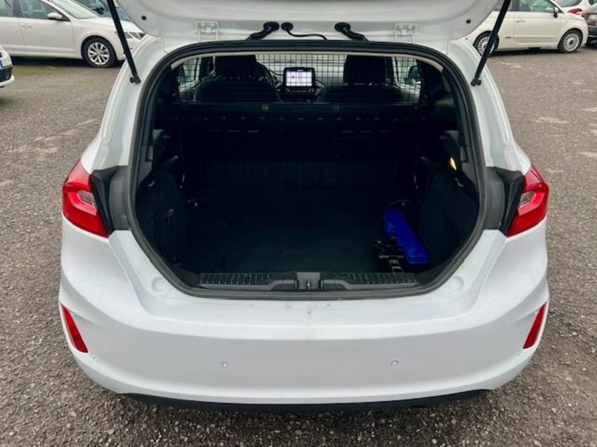 Ford Fiesta 1.5 TDCi 85 CV 3 porte  Trend (7)