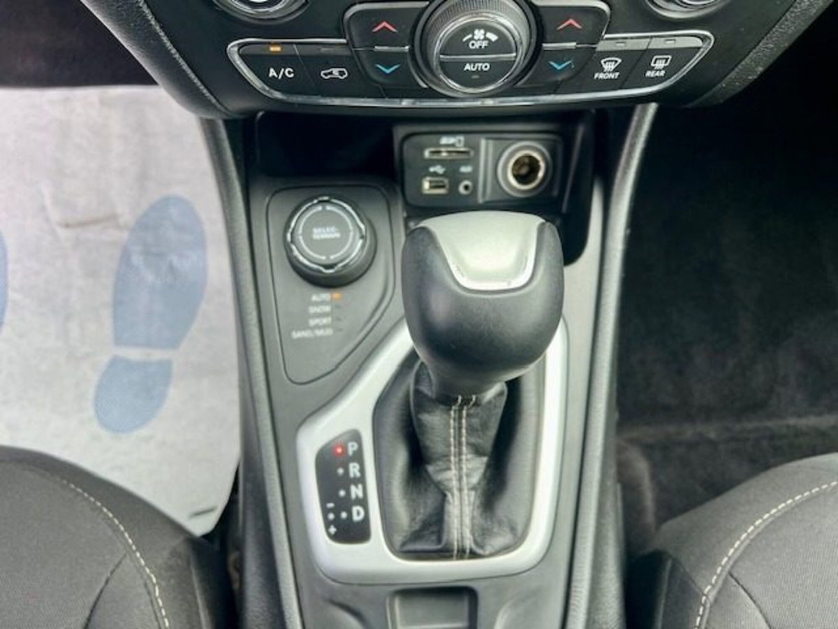 Jeep Cherokee 2.2 Mjt II 185 CV 4WD Active Drive I Longitude (13)