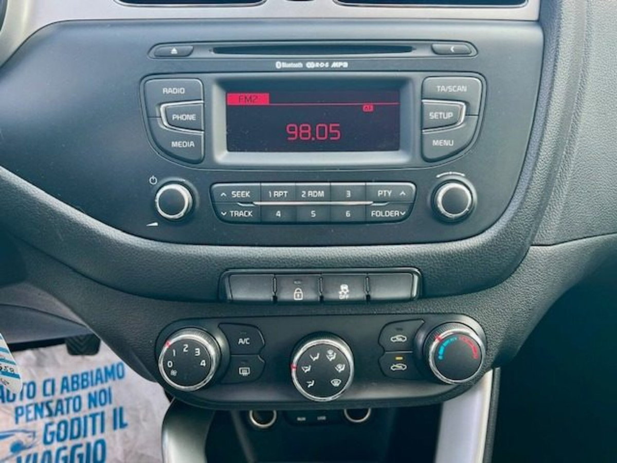 Kia cee'd 1.6 CRDi 110 CV 5 porte Cool (14)
