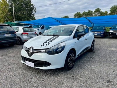 Renault Clio 1.2 75CV 5 porte Van (2)