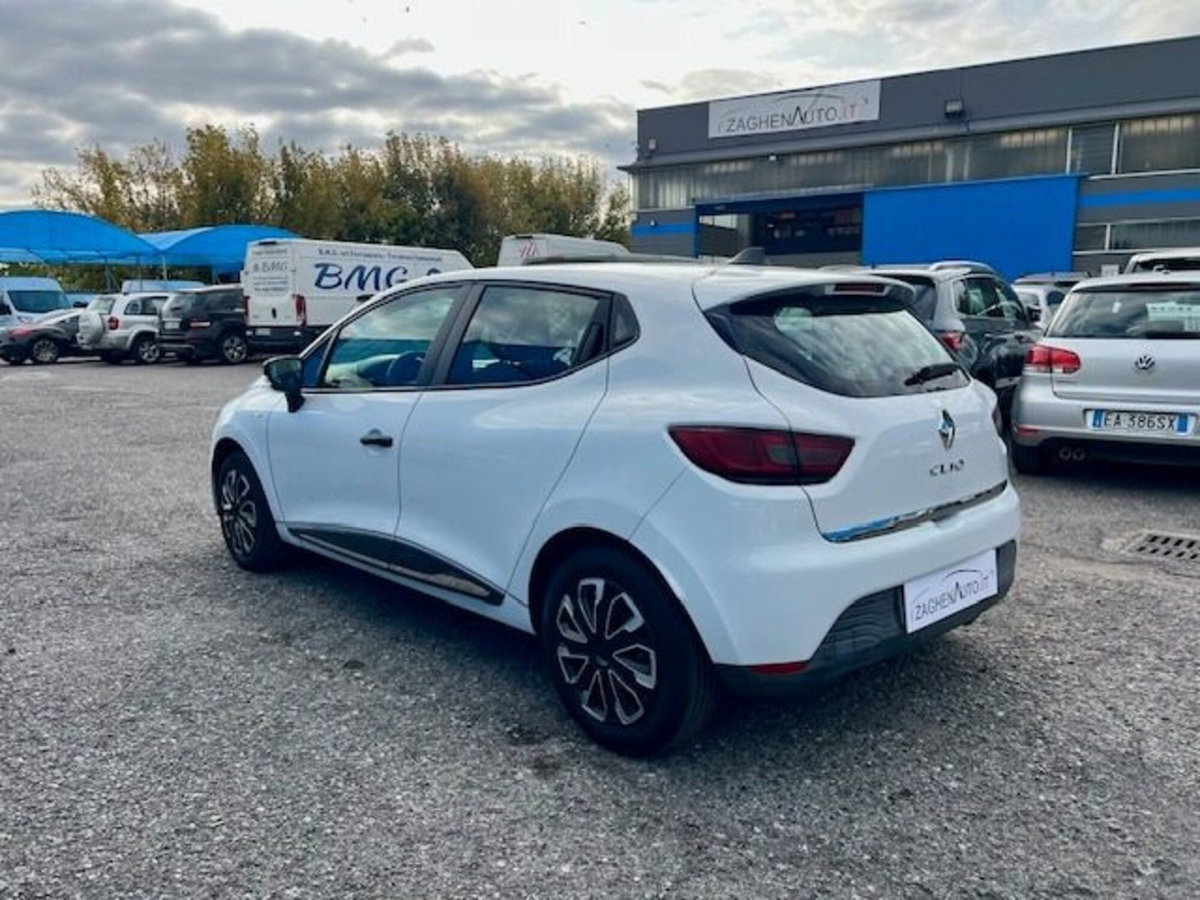 Renault Clio 1.2 75CV 5 porte Van (3)
