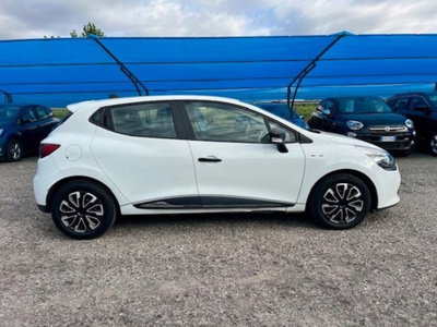 Renault Clio 1.2 75CV 5 porte Van (6)