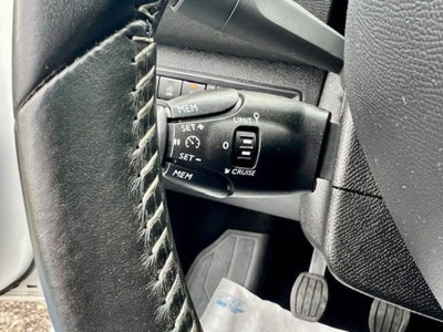 Peugeot 308 SW BlueHDi 100 S&S Business (14)