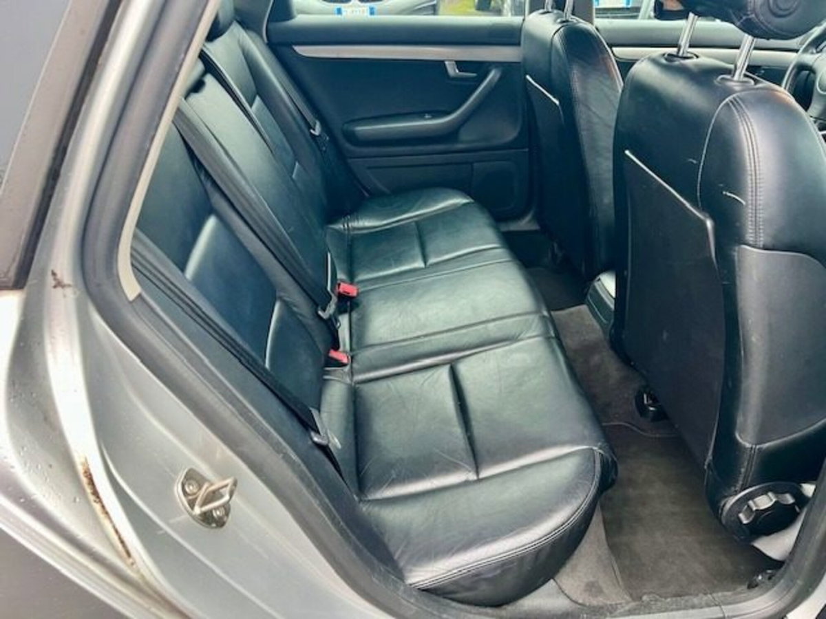 Audi A4 Avant 1.8 T 20V/190 CV cat (11)