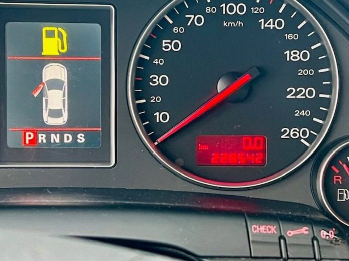 Audi A4 Avant 1.8 T 20V/190 CV cat (15)
