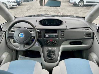 Fiat Idea 1.4 16V Dynamic (7)
