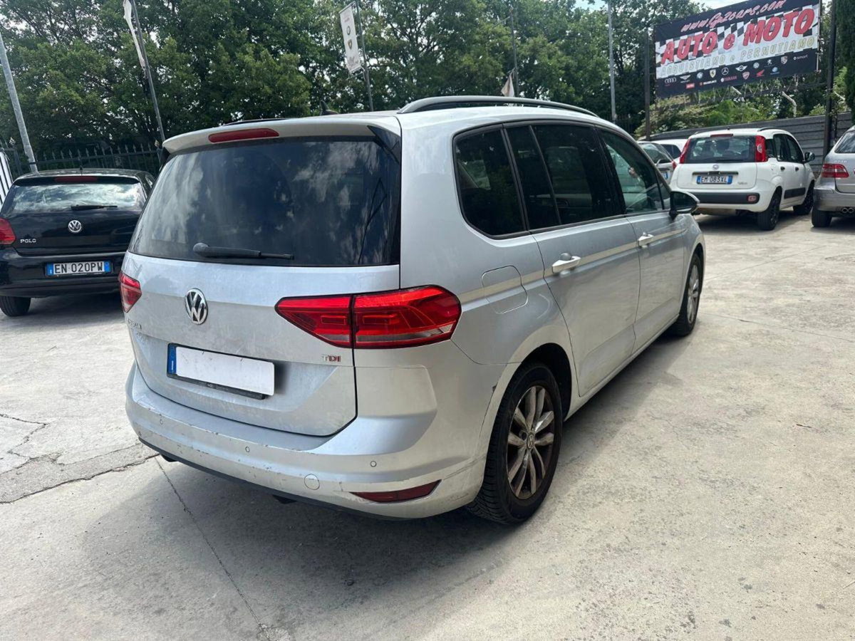 Volkswagen Touran 1.6 TDI DPF Comfortline BMT (6)