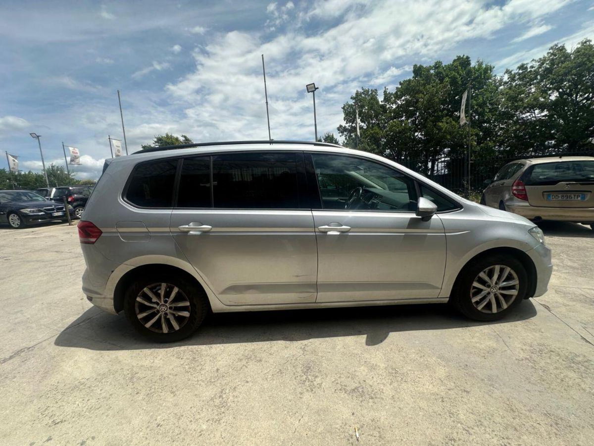 Volkswagen Touran 1.6 TDI DPF Comfortline BMT (7)