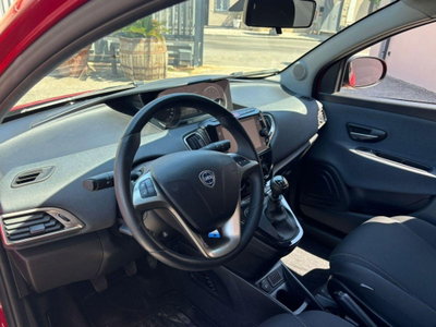 Lancia Ypsilon 1.2 69 CV 5 porte GPL Ecochic Gold (7)