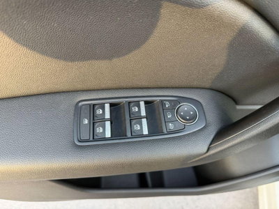 Renault Captur TCe 100 CV GPL FAP Intens (15)
