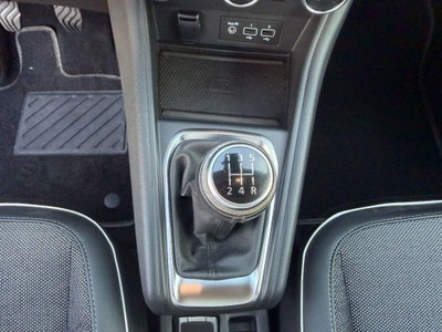 Renault Captur TCe 100 CV GPL FAP Intens (19)