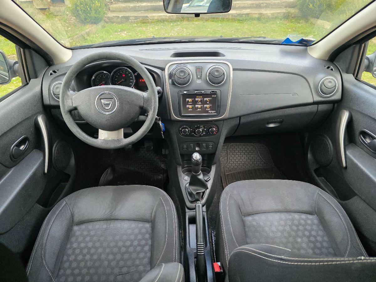 Dacia Sandero 1.2 16V GPL 75CV (11)