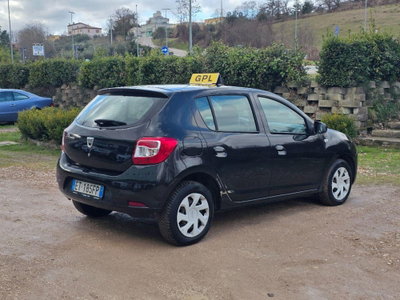 Dacia Sandero 1.2 16V GPL 75CV (6)