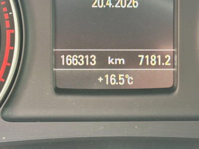 Audi Q3 2.0 TDI 150 CV quattro S tronic Sport (14)