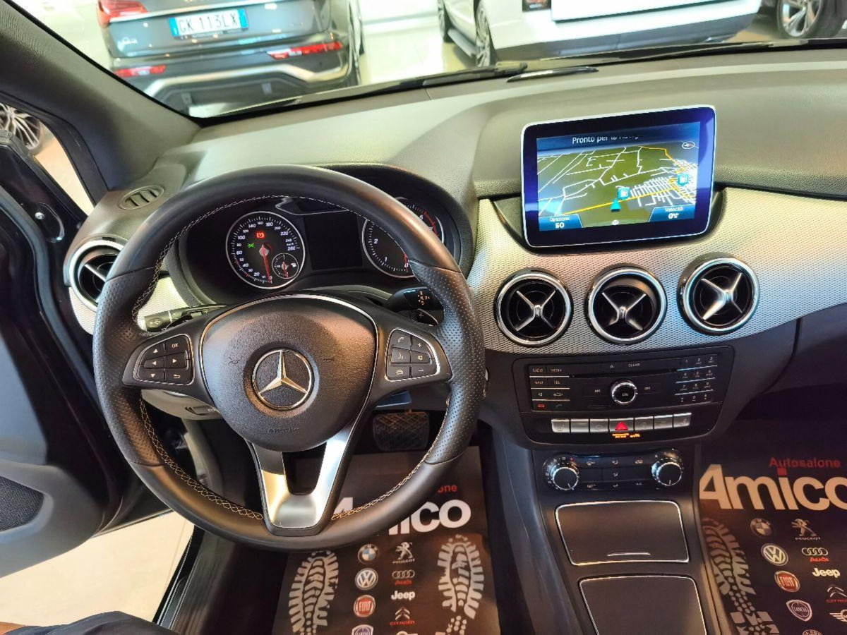 Mercedes-Benz Classe B 180 d Automatic Premium (12)