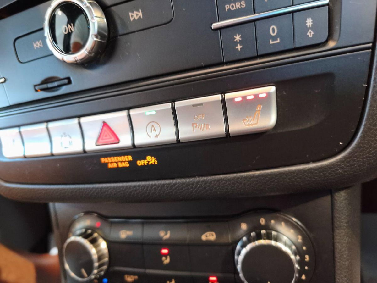 Mercedes-Benz Classe B 180 d Automatic Premium (15)