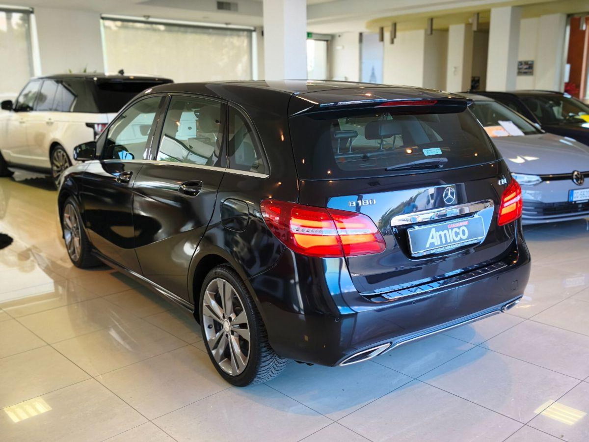 Mercedes-Benz Classe B 180 d Automatic Premium (6)