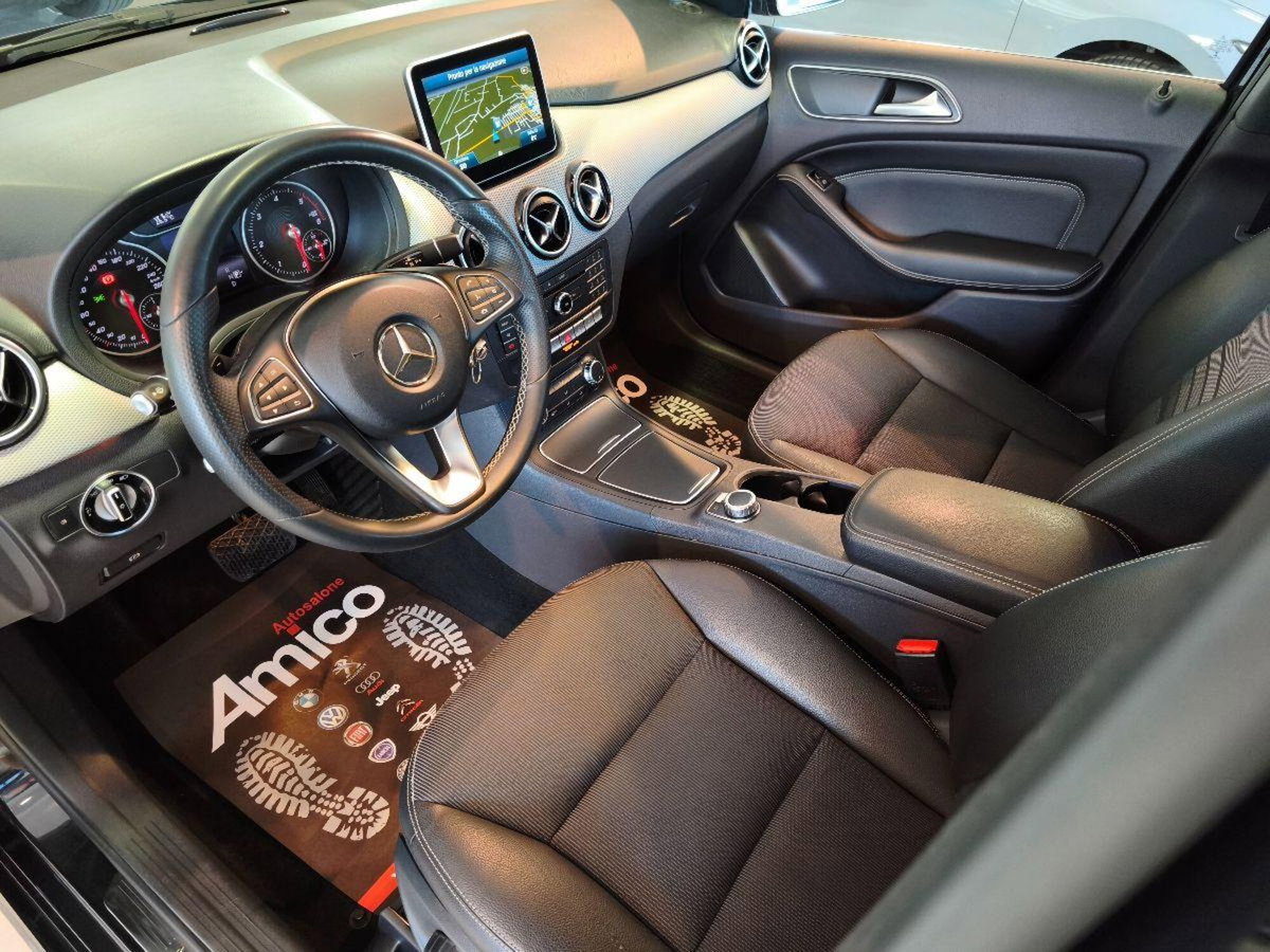 Mercedes-Benz Classe B 180 d Automatic Premium (7)