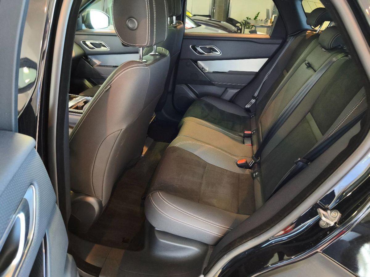 Land Rover Range Rover Velar 2.0 Si4 250 CV R-Dynamic HSE (15)