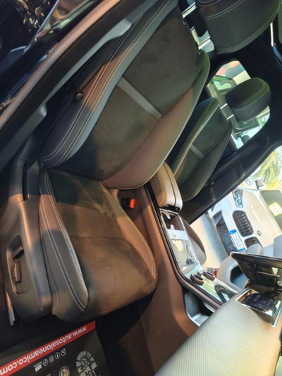 Land Rover Range Rover Velar 2.0 Si4 250 CV R-Dynamic HSE (16)