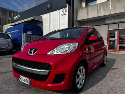 Peugeot 107 68CV 5p. Plaisir usata