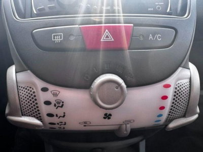 Peugeot 107 68CV 5p. Plaisir (8)