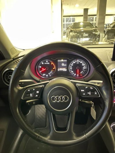 Audi A3 Sportback 2.0 TDI S tronic Design (11)