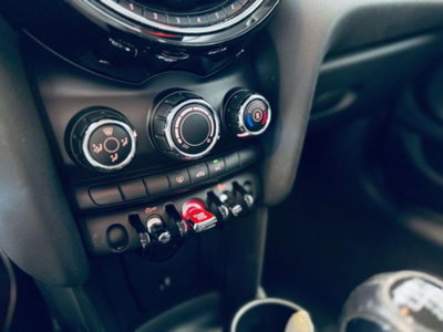 MINI Mini 1.5 One 75 CV 5 porte (13)